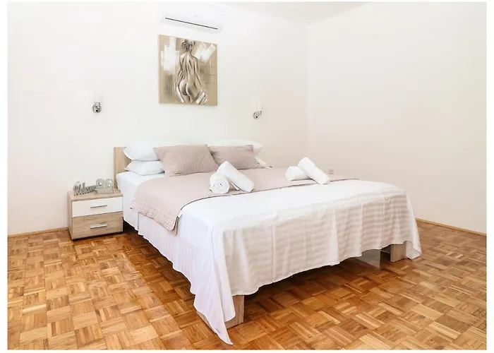 Legend Apartman Grebastica